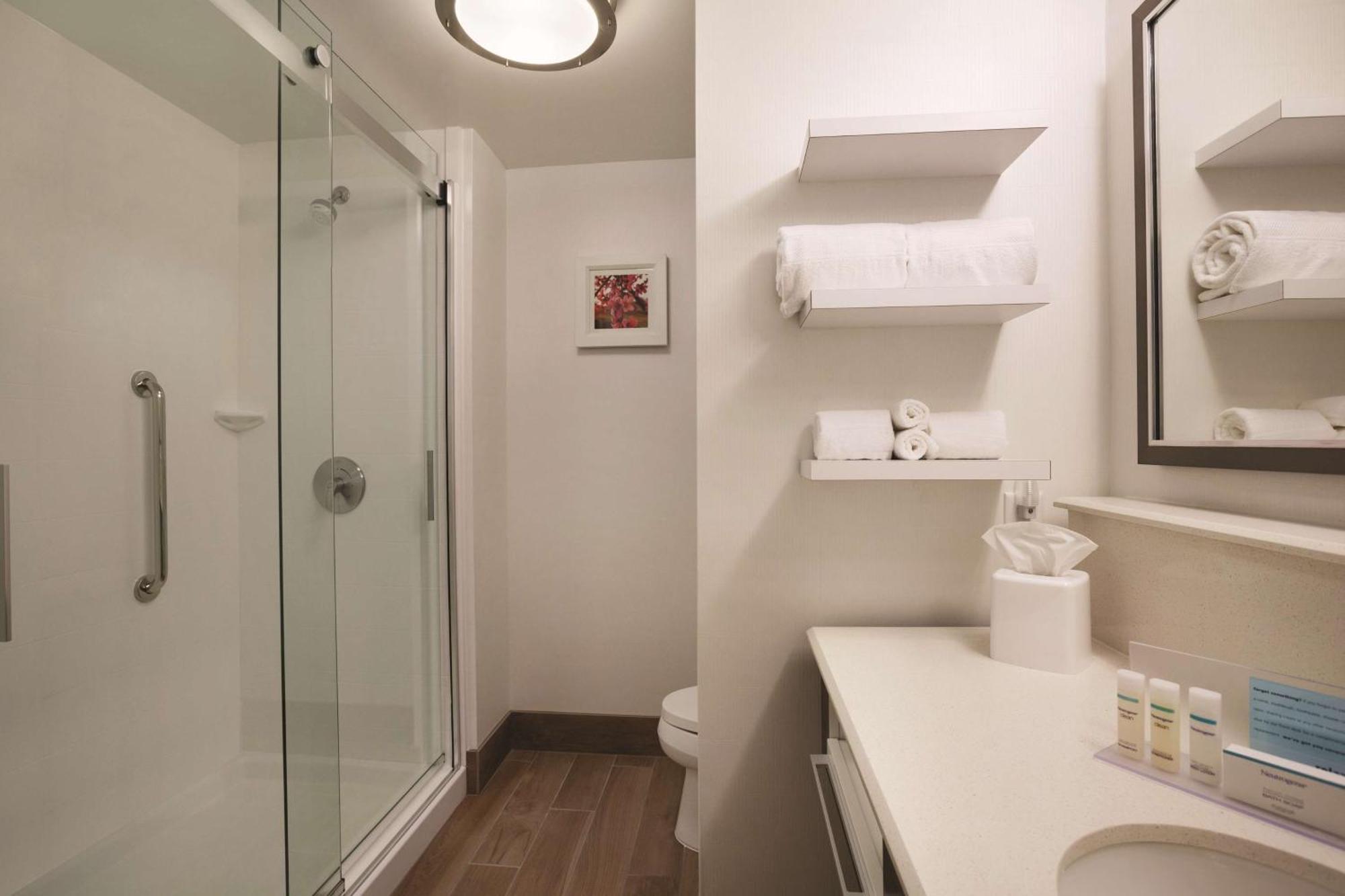 Hampton Inn Бригам-Сити Экстерьер фото