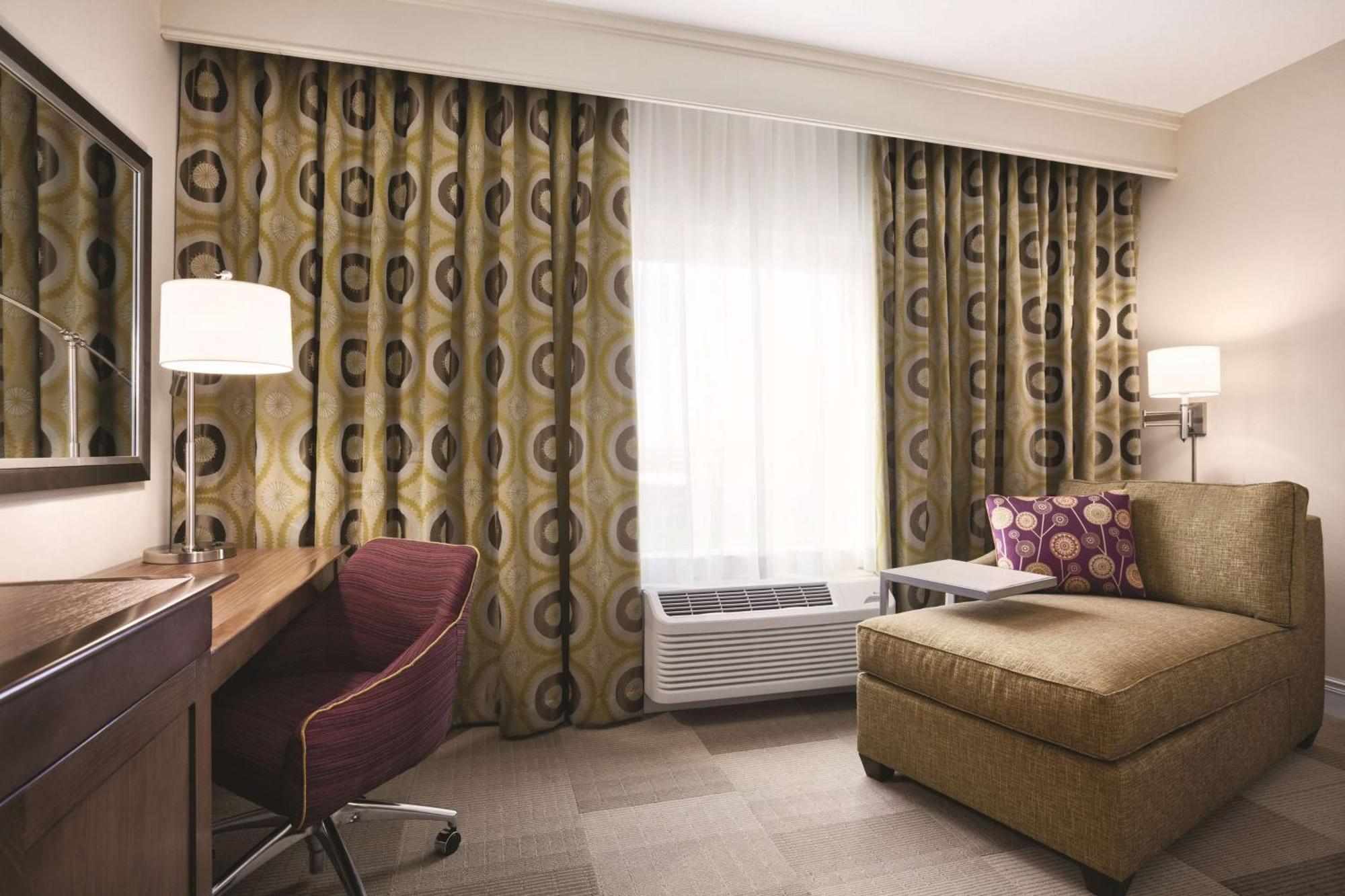 Hampton Inn Бригам-Сити Экстерьер фото